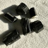 BLACK TOURMALINE ROUGH ELITE (Grounding & Protection) - Image 2